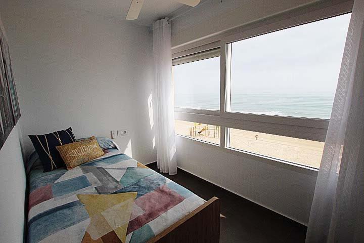 דירות גוארדמר דל סגורה Apartamento Primera Linea Playa Centro De Guardamar מראה חיצוני תמונה