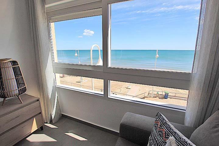 דירות גוארדמר דל סגורה Apartamento Primera Linea Playa Centro De Guardamar מראה חיצוני תמונה