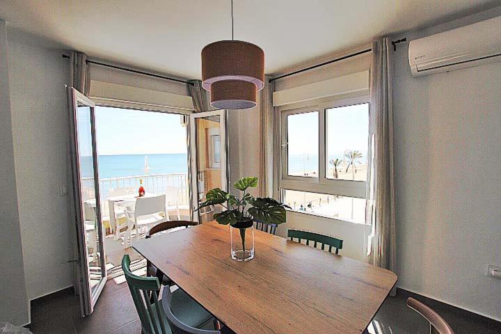 דירות גוארדמר דל סגורה Apartamento Primera Linea Playa Centro De Guardamar מראה חיצוני תמונה