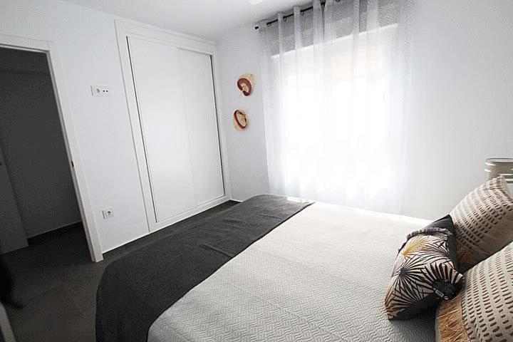 דירות גוארדמר דל סגורה Apartamento Primera Linea Playa Centro De Guardamar מראה חיצוני תמונה